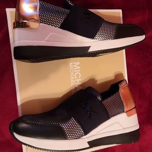 Michael Kors women's 8